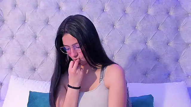 dafne bss online show from February 4, 5:24 am