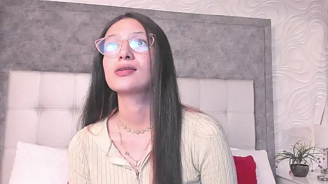 dafne bss online show from June 11, 11:02 pm