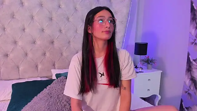 dafne bss online show from December 19, 5:32 am