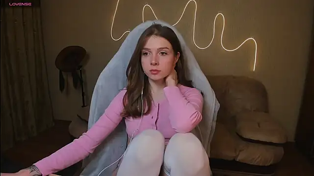 Snapshot of Kami_kam chatting on March 3, 4:26 pm Kami kam online show from March 3, 4:26 pm