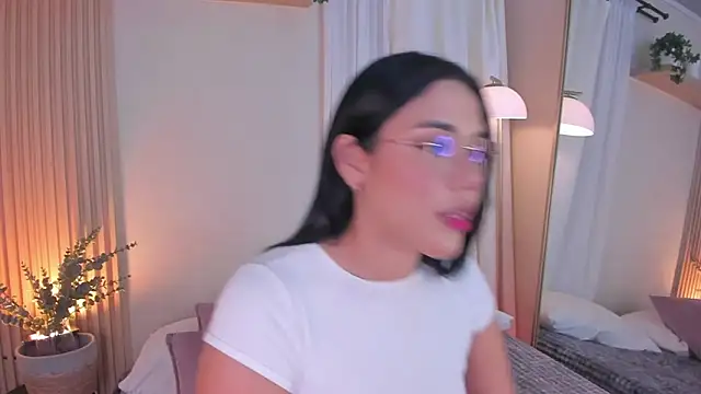 mara brooks online show from February 10, 8:08 pm