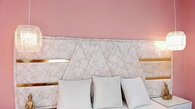 mara brooks online show from February 6, 10:17 pm