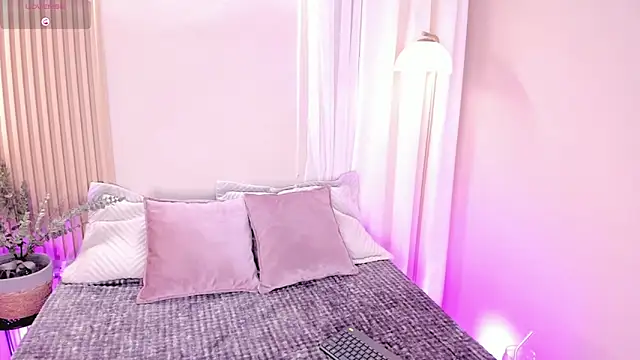 Snapshot of mara_brooks chatting on November 13, 8:46 pm mara brooks online show from November 13, 8:46 pm