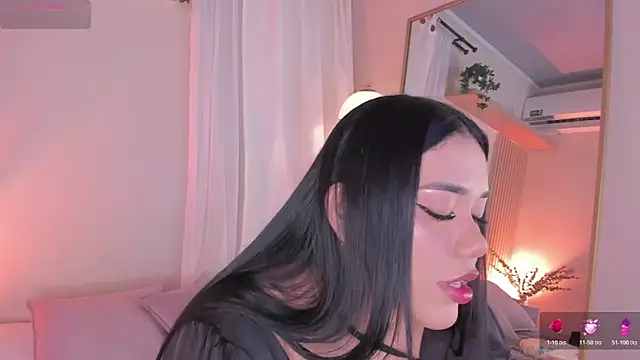 mara brooks online show from April 1, 9:23 pm