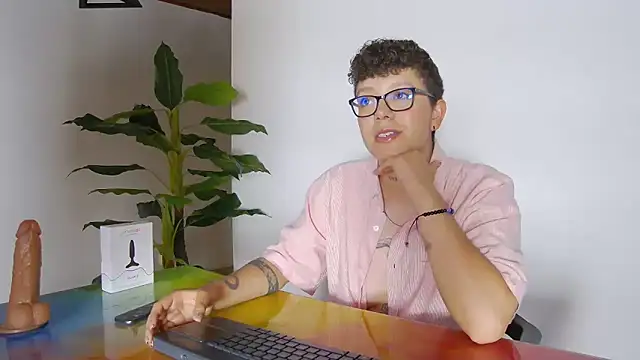 alex noa online show from November 7, 7:40 pm