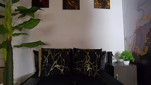 alex noa online show from March 28, 7:48 pm