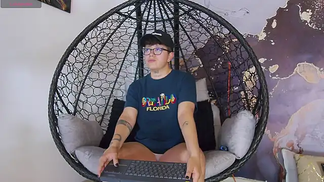 alex noa online show from September 24, 7:42 pm