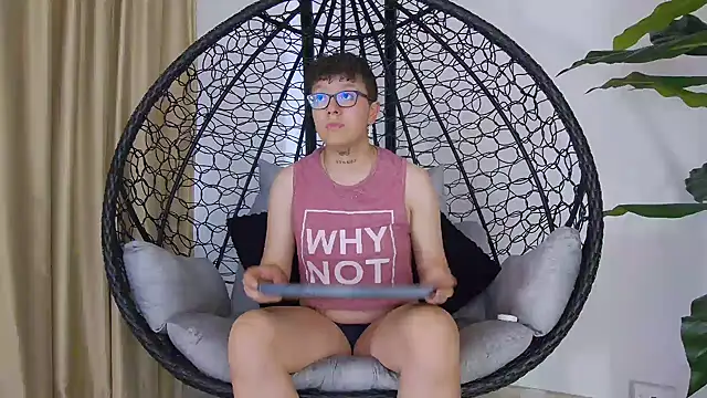 alex noa online show from October 27, 7:15 pm