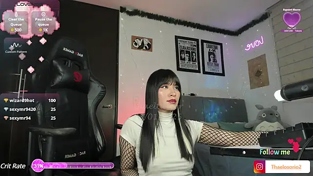Snapshot of _thaeltaylor chatting on January 24, 12:52 am thaeltaylor online show from January 24, 12:52 am