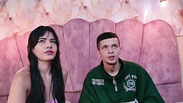 kendalltaylorr online show from November 27, 12:38 pm