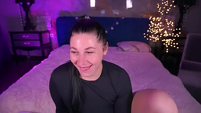 ArianaDarkk online show from April 10, 8:05 pm