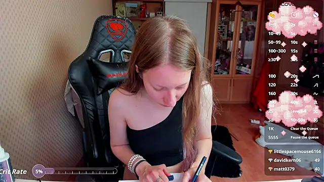 Snapshot of cutieMila chatting on June 27, 5:24 am cutieMila online show from June 27, 5:24 am