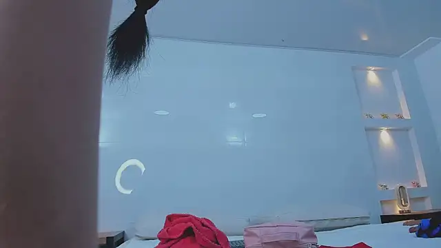 Dalia-Prada online show from March 25, 3:50 am