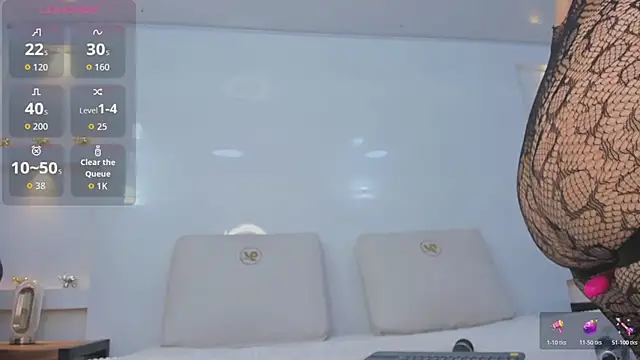 Snapshot of Dalia-Prada chatting on June 10, 5:08 am Dalia-Prada online show from June 10, 5:08 am