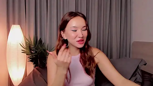 Snapshot of sexntease chatting on February 9, 7:59 am sexntease online show from February 9, 7:59 am