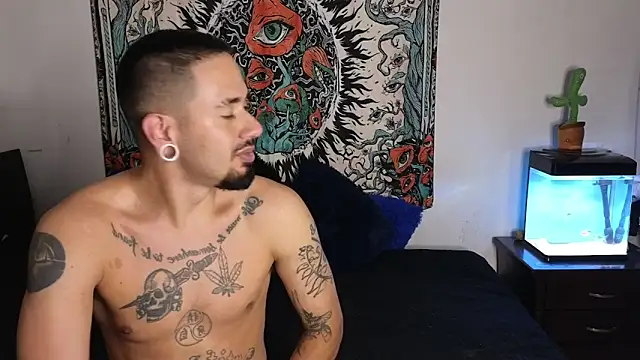 tony and sophia online show from April 16, 12:00 am