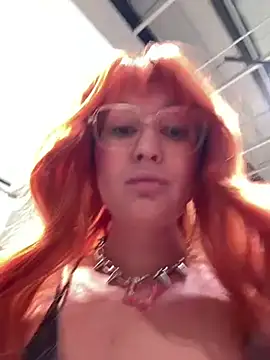 Snapshot of Teya_moon_ chatting on July 15, 10:33 am Teya moon online show from July 15, 10:33 am