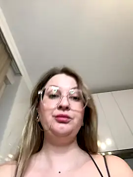 Teya moon  online show from November 26, 7:14 pm