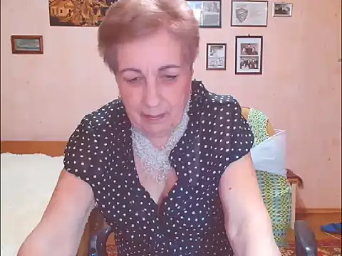 Victoria5643 online show from March 9, 7:28 pm