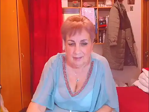 Victoria5643 online show from November 30, 2:18 pm