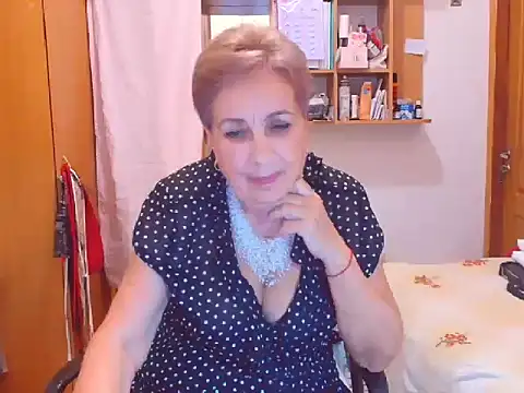 Victoria5643 online show from September 13, 6:52 pm