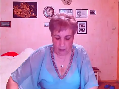 Victoria5643 online show from March 30, 5:03 pm