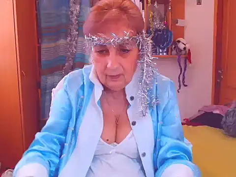 Victoria5643 online show from January 9, 12:01 pm