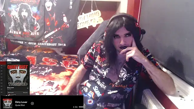 Rocker Assassin66630 online show from December 15, 6:47 pm