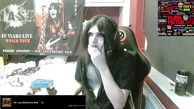 Rocker Assassin66630 online show from May 21, 10:40 pm