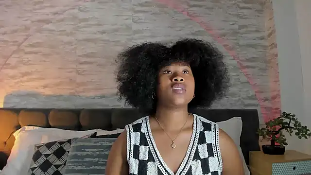 Anneth  M online show from November 22, 7:46 pm