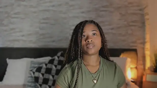 Snapshot of Anneth__M chatting on January 16, 7:40 pm Anneth M online show from January 16, 7:40 pm