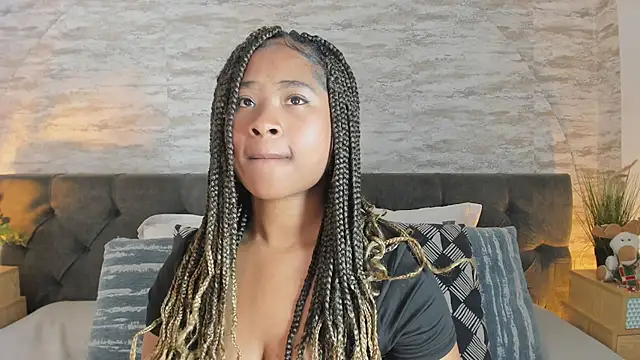 Snapshot of Anneth__M chatting on July 1, 7:36 pm Anneth M online show from July 1, 7:36 pm