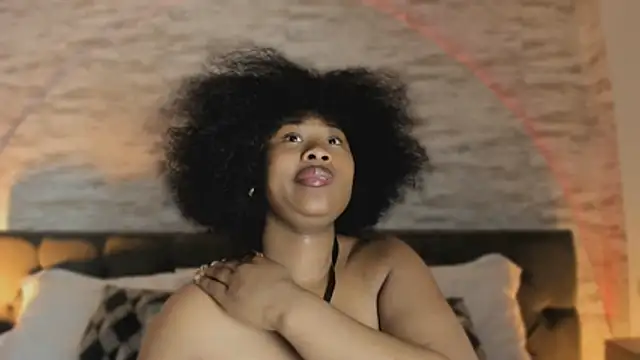 Anneth  M online show from November 11, 7:41 pm