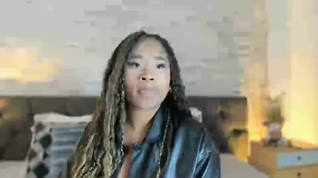Snapshot of Anneth__M chatting on July 10, 7:36 pm Anneth M online show from July 10, 7:36 pm