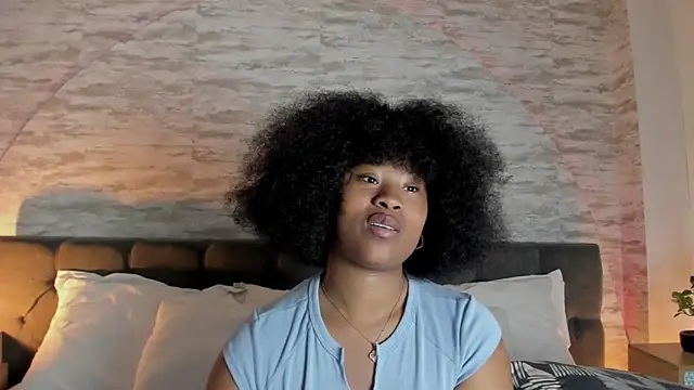 Anneth  M online show from October 27, 7:59 pm