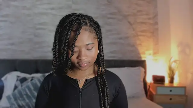 Anneth  M online show from March 7, 9:16 am