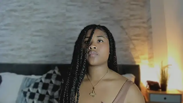 Snapshot of Anneth__M chatting on February 24, 7:37 pm Anneth M online show from February 24, 7:37 pm