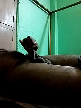 Snapshot of SEXYBOYBIGCOOCK chatting on February 2, 5:58 pm SEXYBOYBIGCOOCK online show from February 2, 5:58 pm