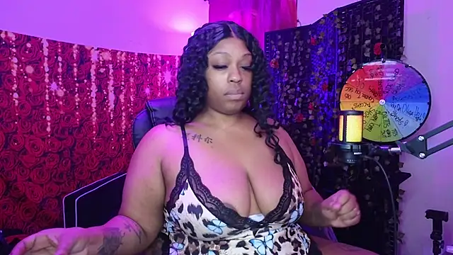 cheriserozequeen online show from February 5, 4:47 pm