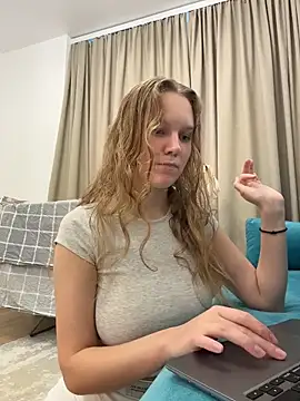Ketitull online show from April 5, 2:24 pm