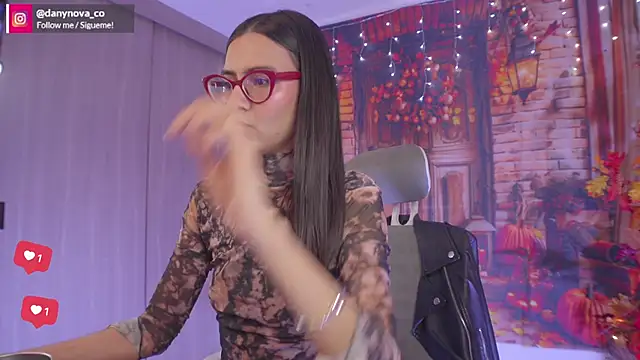 DanyNova Co online show from October 29, 9:03 pm