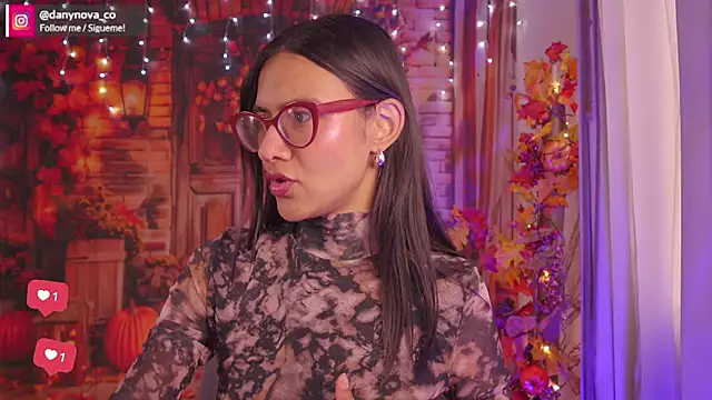 DanyNova Co online show from October 8, 9:04 pm