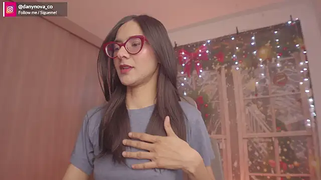 DanyNova Co online show from December 2, 9:05 pm