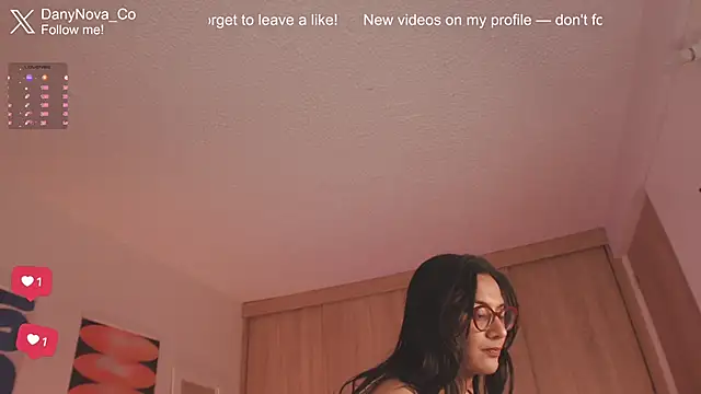 Snapshot of DanyNova_Co chatting on June 9, 9:05 pm DanyNova Co online show from June 9, 9:05 pm