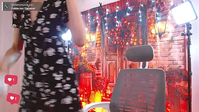 DanyNova Co online show from November 5, 9:07 pm