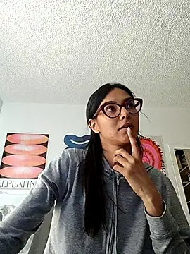Snapshot of DanyNova_Co chatting on May 8, 10:02 pm DanyNova Co online show from May 8, 10:02 pm
