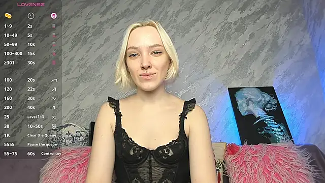 Snapshot of cheryl_mason chatting on December 4, 9:58 pm cheryl mason online show from December 4, 9:58 pm