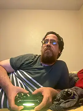 Snapshot of nomonkeys855 chatting on October 2, 2:04 am nomonkeys855 online show from October 2, 2:04 am