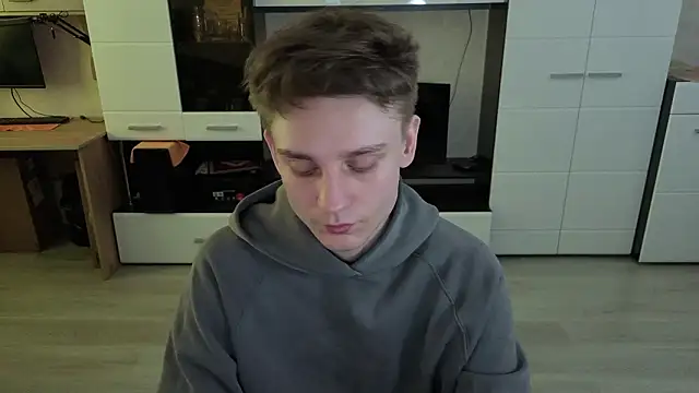 angryzan online show from March 18, 7:00 am