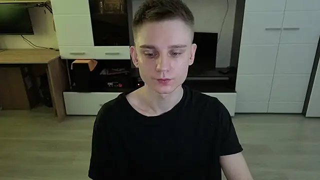 angryzan online show from April 15, 5:46 am